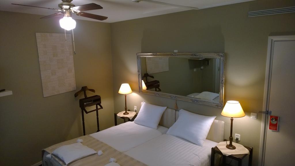 Hotel De Kroon Oirschot Chambre photo